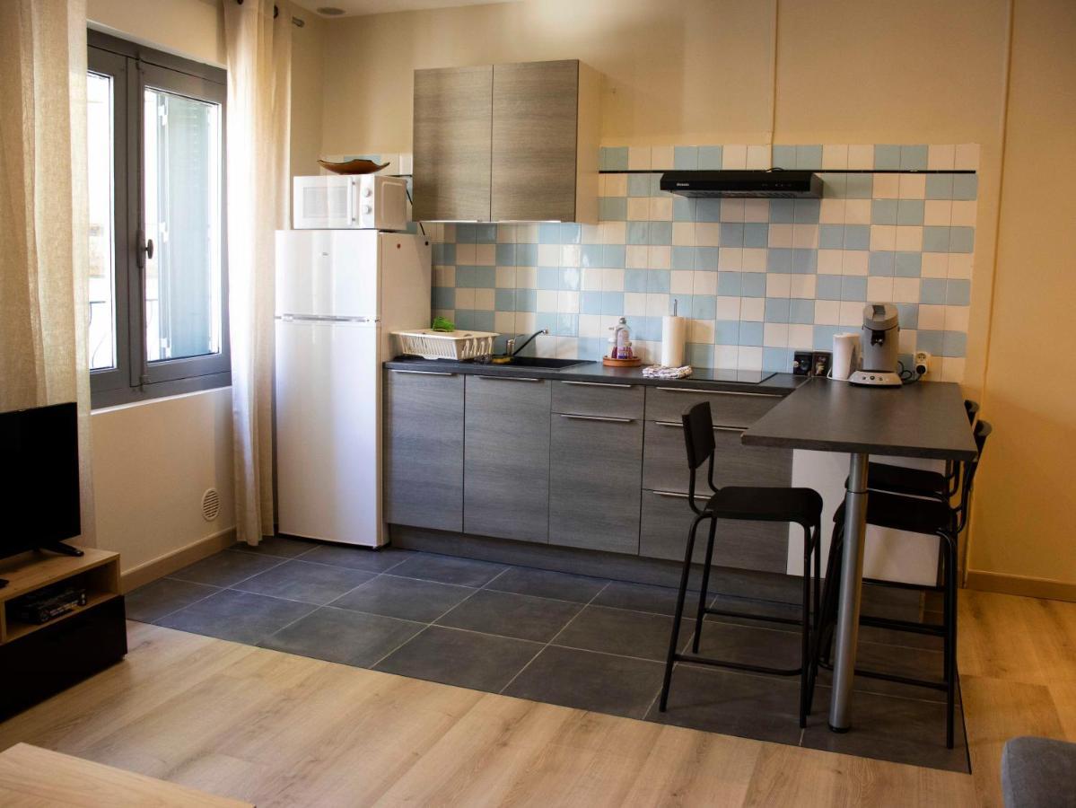 Chez Leon - Clim' & Patio - Appart Loupian Centre Eksteriør bilde