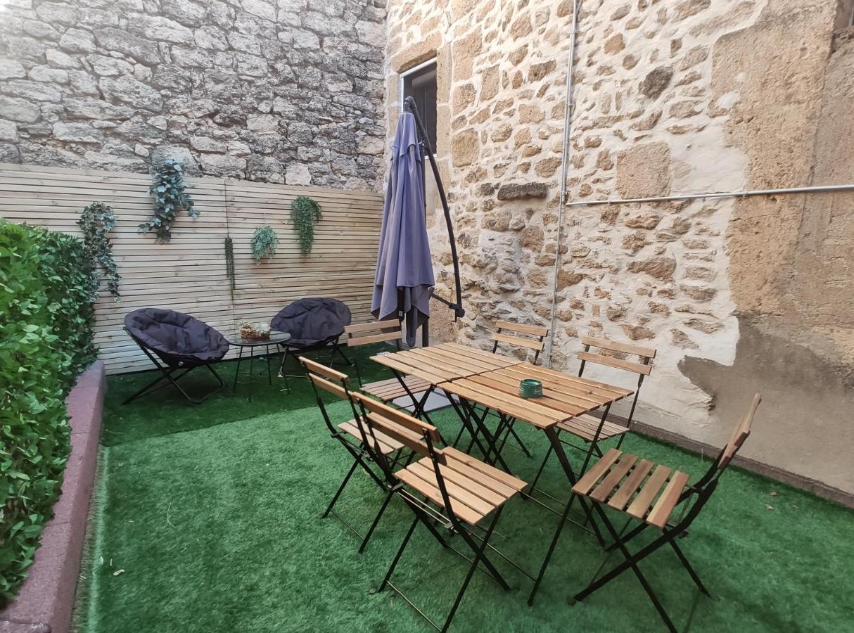 Chez Leon - Clim' & Patio - Appart Loupian Centre Eksteriør bilde